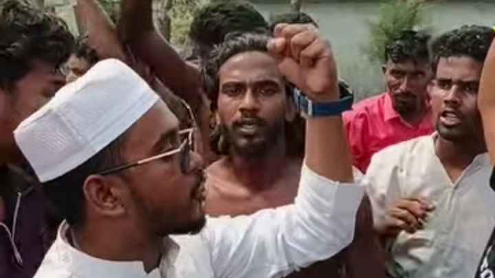 সড়কে দেড় ঘণ্টা অবস্থান শেষে পুলিশ পাহারায় ফিরলেন হান্নান মাসউদ