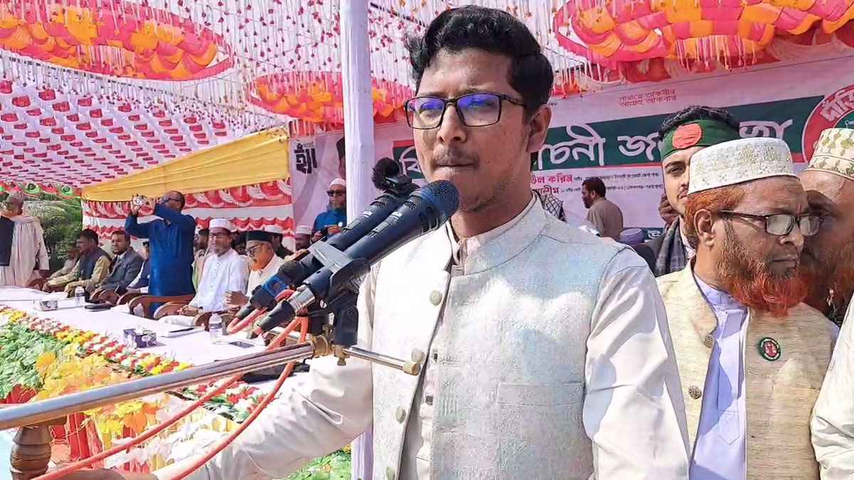 দুর্নীতিবাজ ও খাম্বা চোররাই এখন হামলা চালাচ্ছে: ভিপি রিয়াজুল