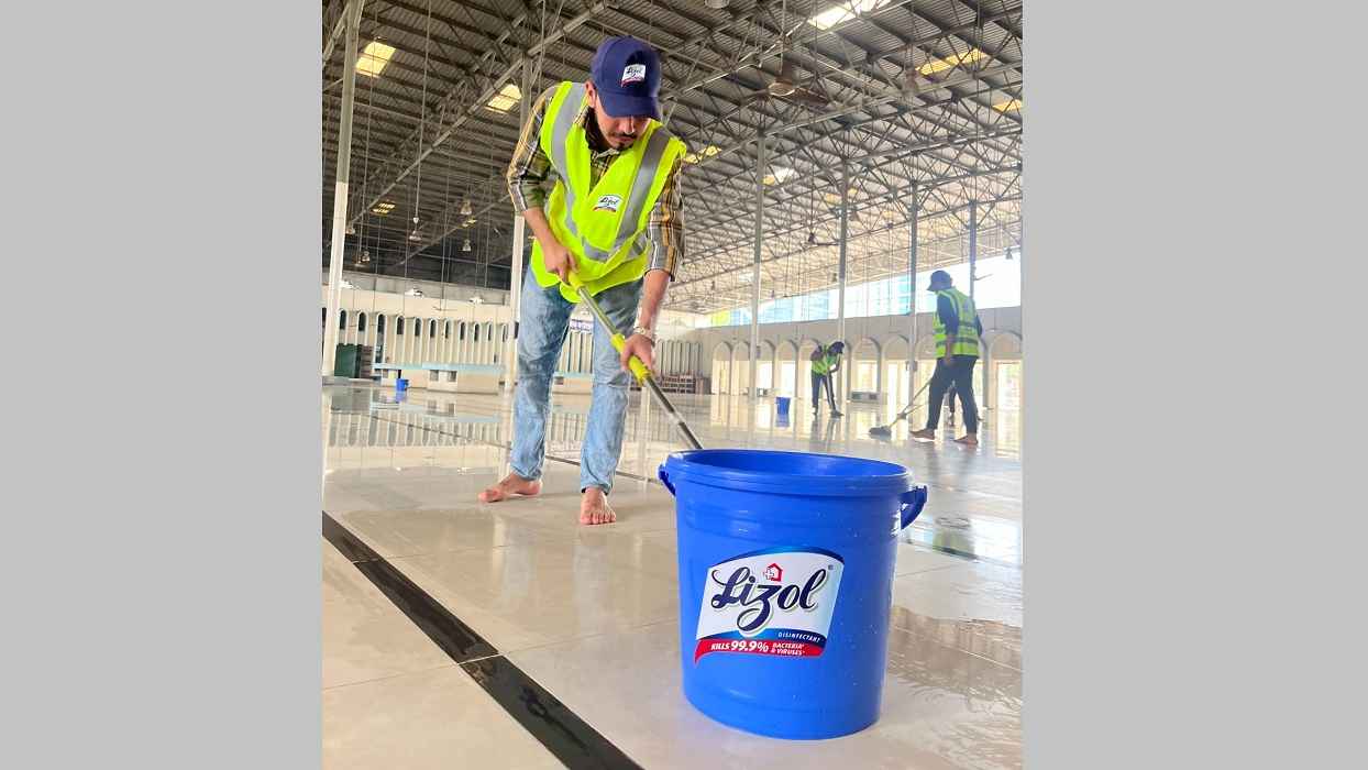 দেশজুড়ে মসজিদ পরিষ্কারে লাইজলের বিশেষ ক্যাম্পেইন