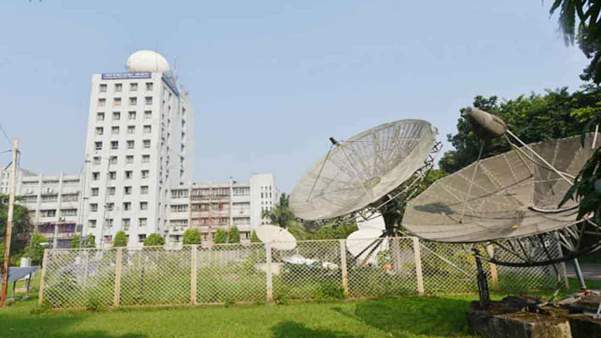 শুষ্ক আবহাওয়ার সঙ্গে বাড়তে পারে তাপমাত্রা