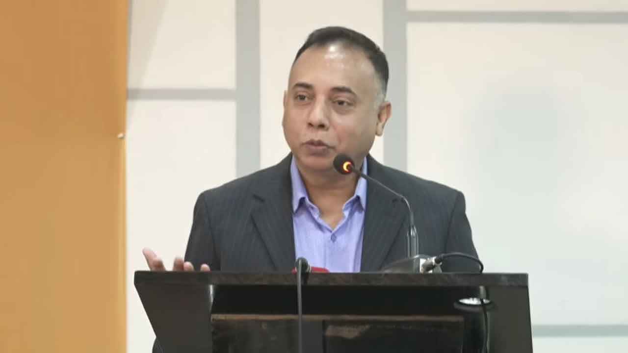 সংস্কারের কথা শোনা যায়, কিন্তু বাস্তবে তা ঘুমিয়ে আছে: জিল্লুর রহমান