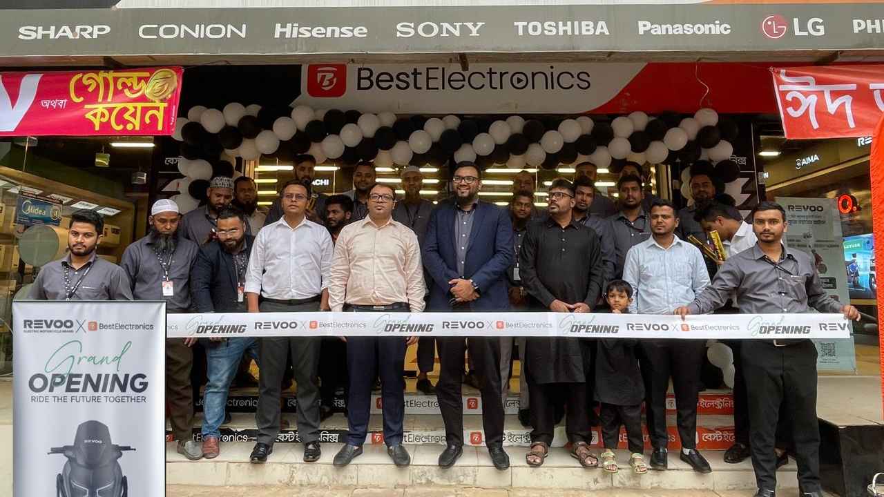 রিভোর ইলেকট্রিক স্কুটার পাওয়া যাবে বেস্ট ইলেকট্রনিক্সের শোরুমে