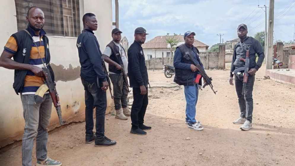 নাইজেরিয়ায় বন্দুকধারীদের হামলায় নিহত ২০০ 