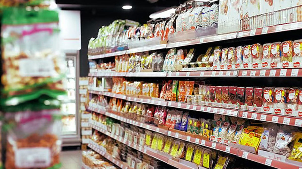 রমজানে ৯টি গুরুত্বপূর্ণ খাদ্যপণ্যের দাম বৃদ্ধিতে নিষেধাজ্ঞা দিল আমিরাত