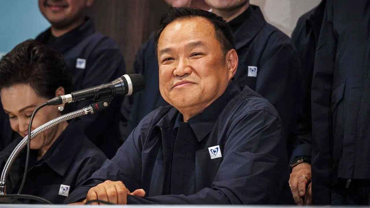 থাইল্যান্ডে বড় বিজয় পেলেন অন্তর্বর্তী প্রধানমন্ত্রী আনুতিন