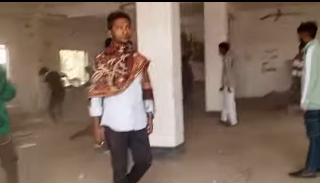 b2b7154a-b92c-4595-8169-5dde0ad7efb9