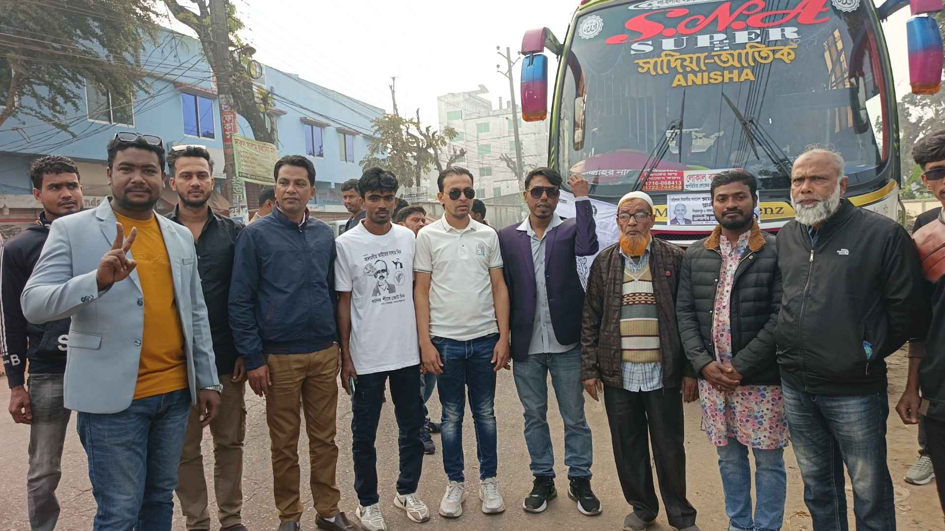 তারেক রহমানের জনসভায় পিরোজপুরে থেকে ২০ হাজার নেতাকর্মী বরিশালে