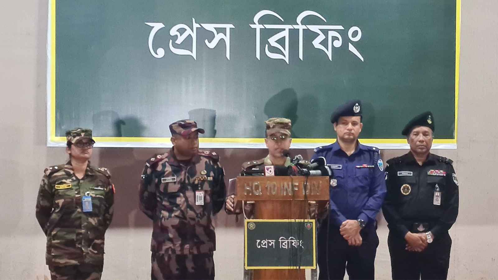 কক্সবাজারে অভিযানে গ্রেফতার ৮০, বিপুল অস্ত্র, মাদক ও জাল টাকা উদ্ধার