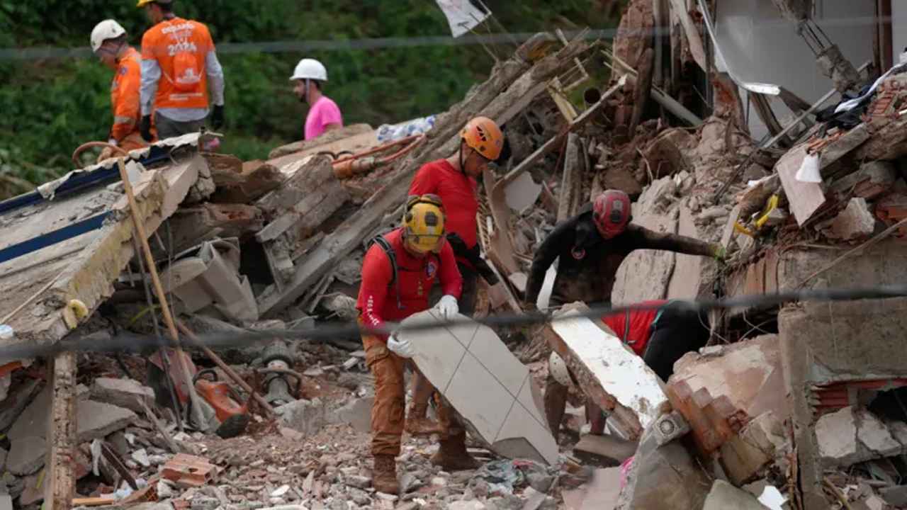 ব্রাজিলে ভারী বৃষ্টিতে সৃষ্ট বন্যায় নিহত ২৫