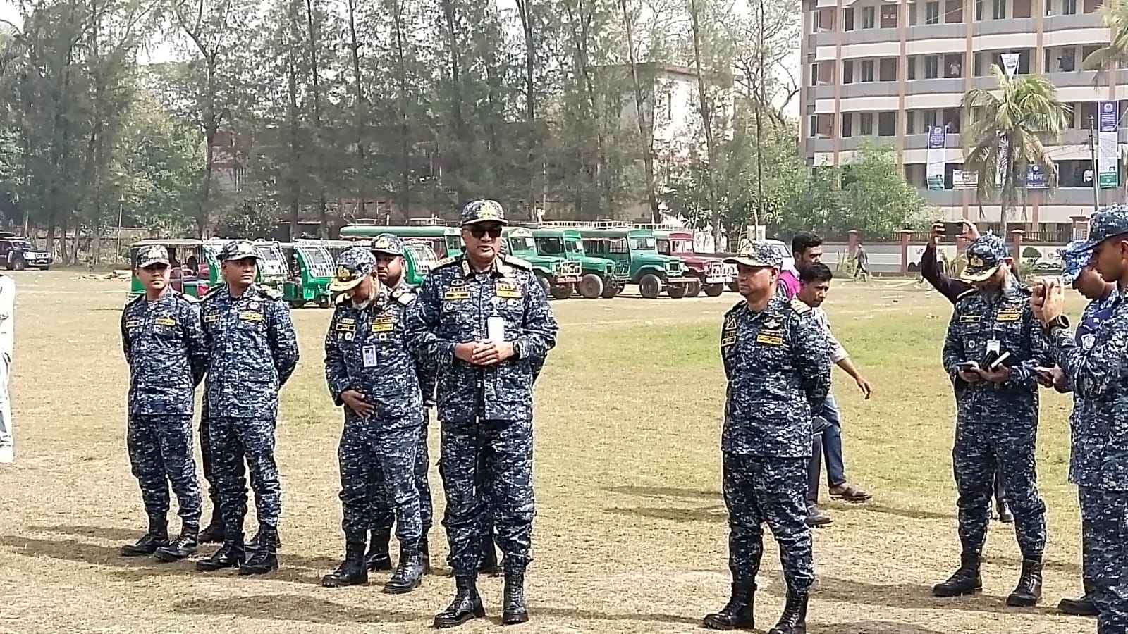 হাতিয়ায় নির্বাচনি নিরাপত্তা পর্যবেক্ষণে সহকারী নৌ-প্রধান