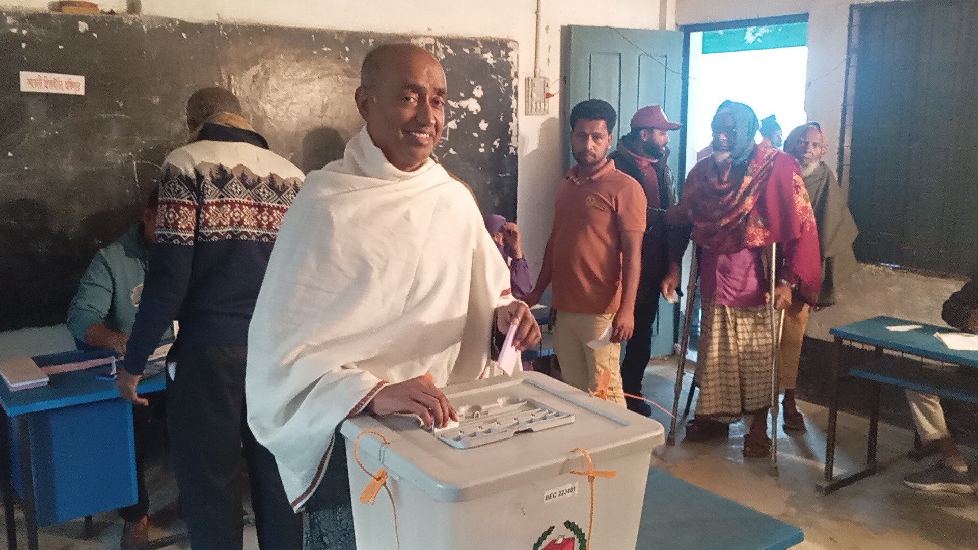 f84d97ba-cf93-4df9-8e7e-9622570ca9c0