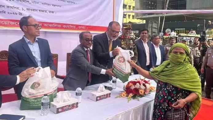 স্বচ্ছতার কারণে টিসিবিতে হাজার কোটি টাকা সাশ্রয়: বাণিজ্য উপদেষ্টা