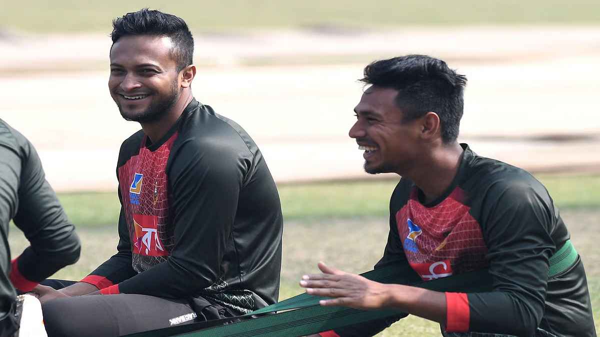 পাকিস্তান লিগে মুস্তাফিজের পর সাকিবও