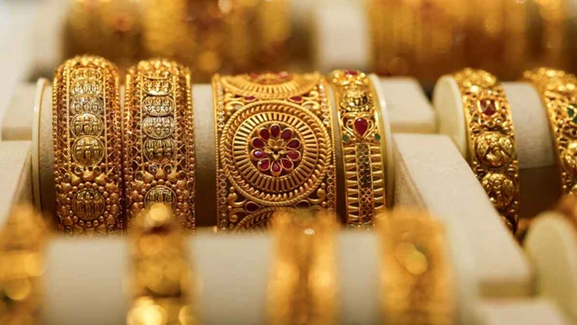 কয়েক ঘণ্টার ব্যবধানে ফের কমল স্বর্ণের দাম