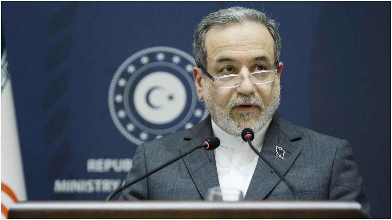 মধ্যপ্রাচ্যে মার্কিন ঘাঁটিতে হামলার হুমকি ইরানের