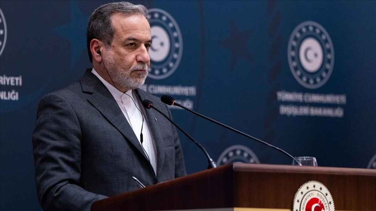 ক্ষেপণাস্ত্র প্রশ্নে অনড় ইরান