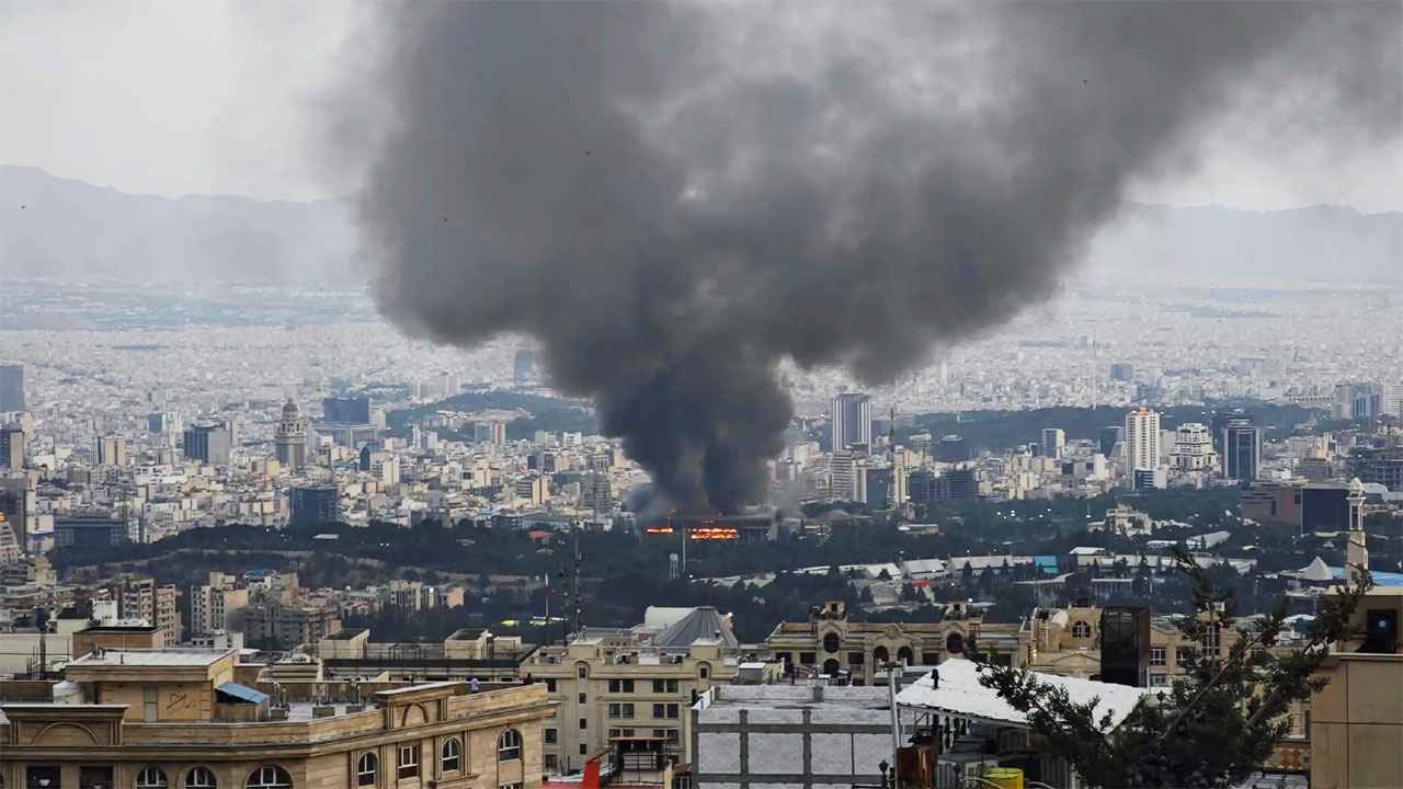 অবশেষে ইরানে হামলা চালিয়েছে ইসরায়েল