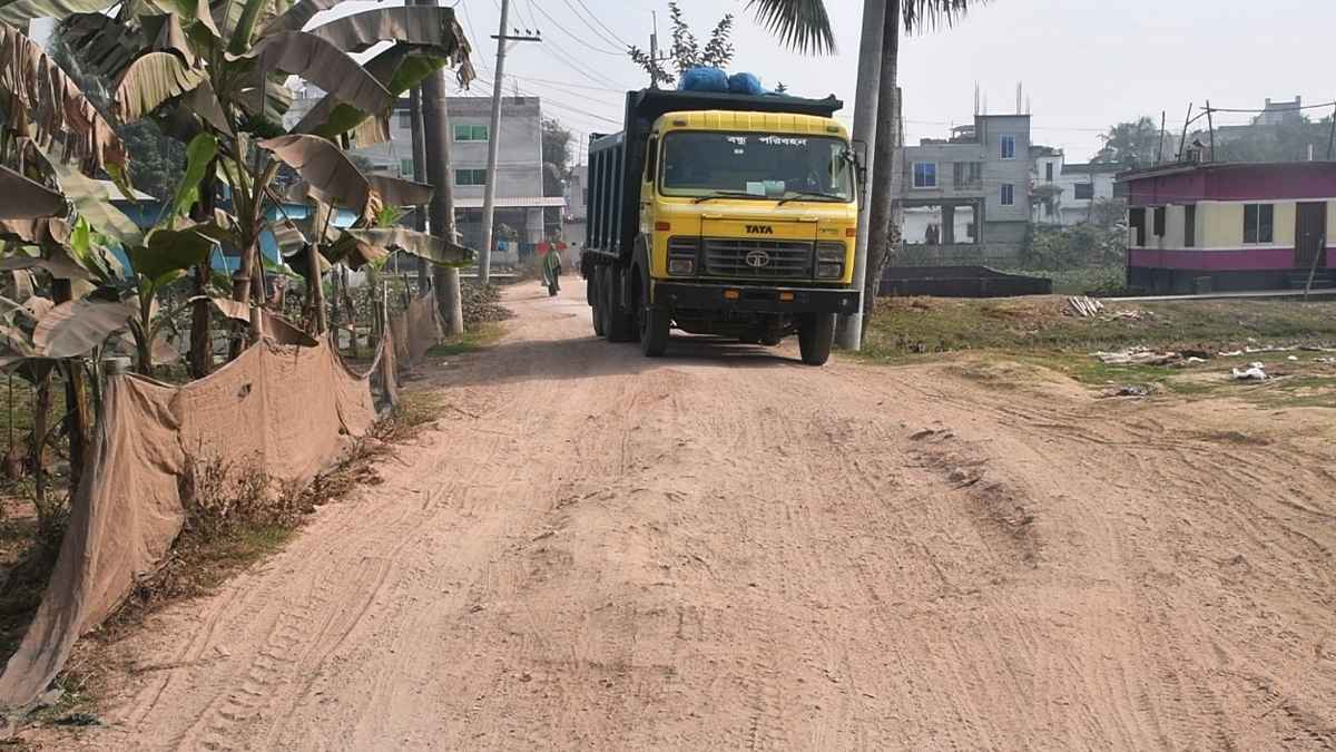 জয়পুরহাটের বাইপাস সড়ক যেন মরণ ফাঁদ