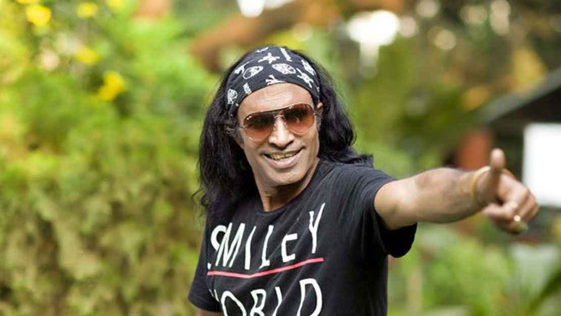 হিন্দু মুসলিম বৌদ্ধ খ্রিষ্টান সবাই সব বন্ধ করে ভোট দিতে যাচ্ছে’ 