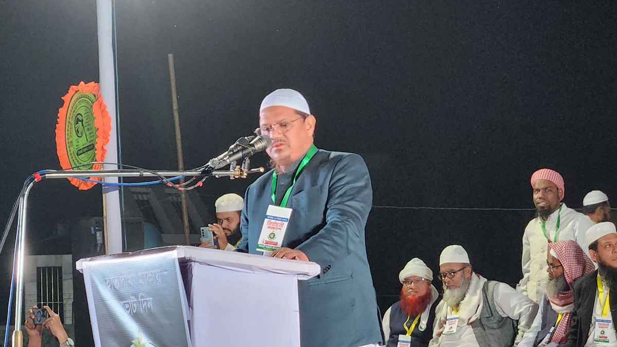 ‘আমরা গুমখুনের রাজনীতি চাই না, তাই ইসলামের পক্ষে হাতপাখায় ভোট চাচ্ছি’