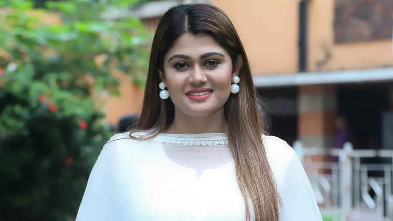 বাবা হারালেন ‘অন্তর জ্বালা’ ছবির অভিনেত্রী