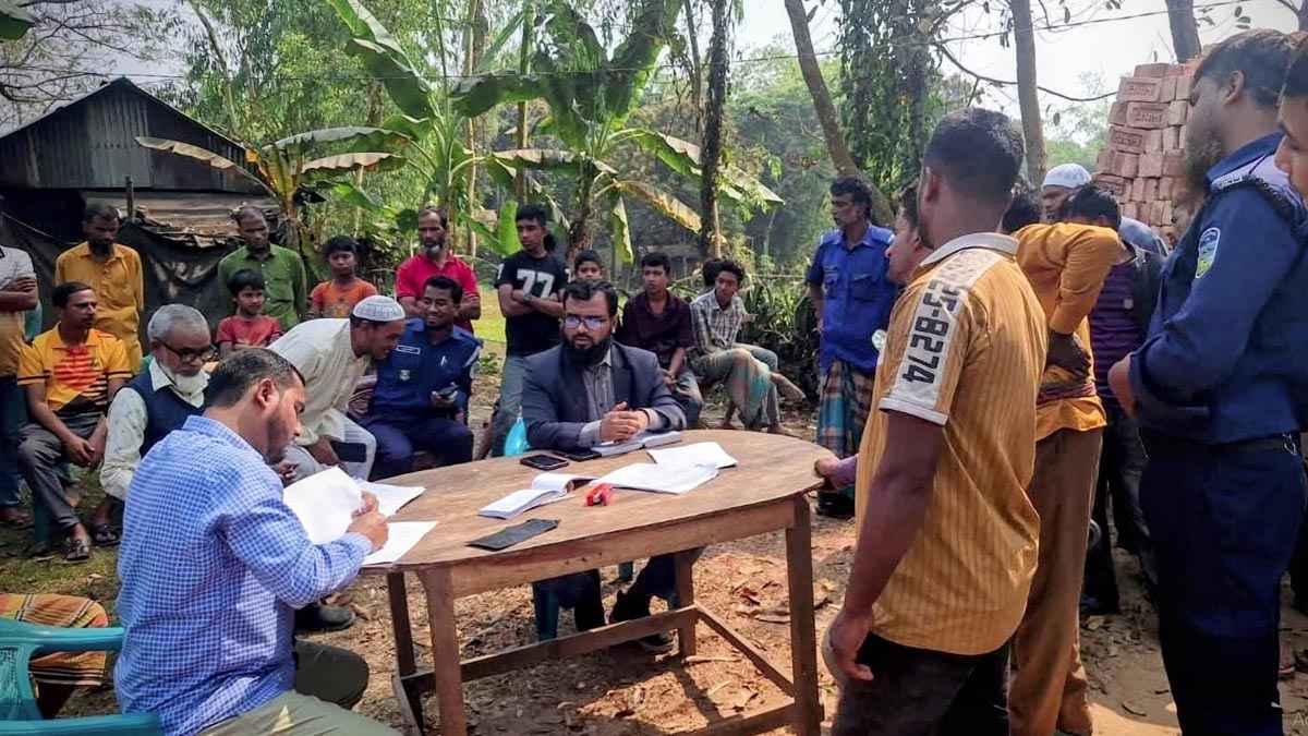 কলমাকান্দায় অবৈভাবে বালু উত্তোলনের দায়ে তিনজনের কারাদণ্ড 