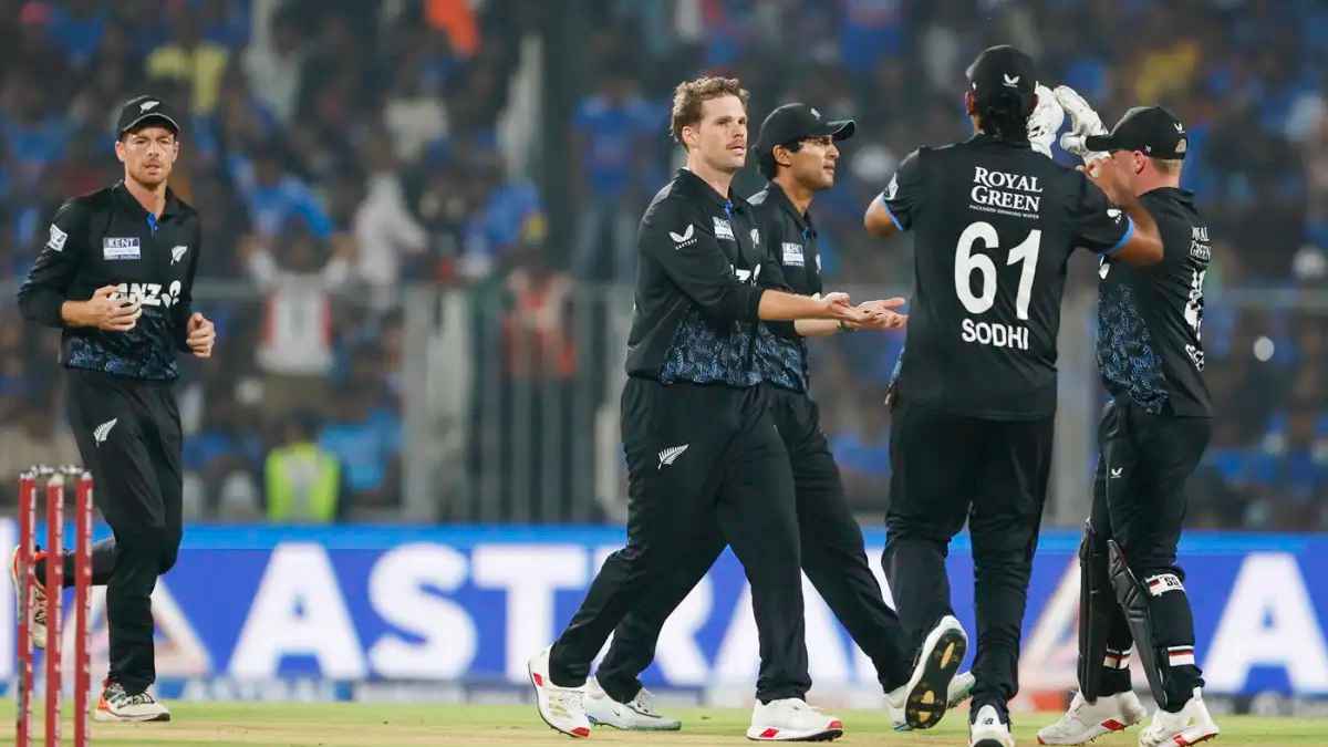 ভারতে বিশ্বকাপ খেলতে যেয়ে ভাইরাসে আক্রান্ত নিউজিল্যান্ডের ২ ক্রিকেটার