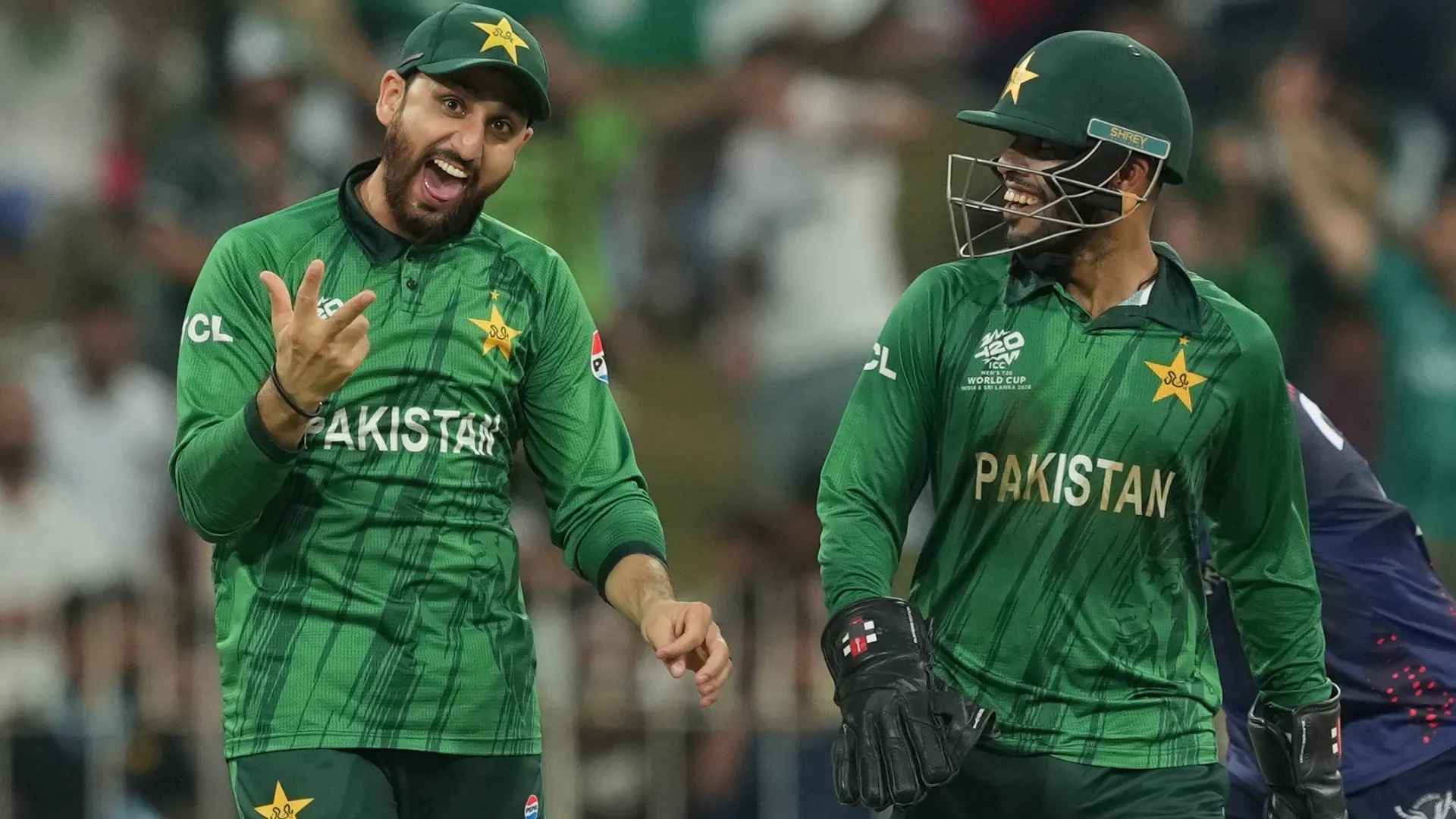 ‘রমজানের রহমতেই পারে পাকিস্তানকে তুলতে’