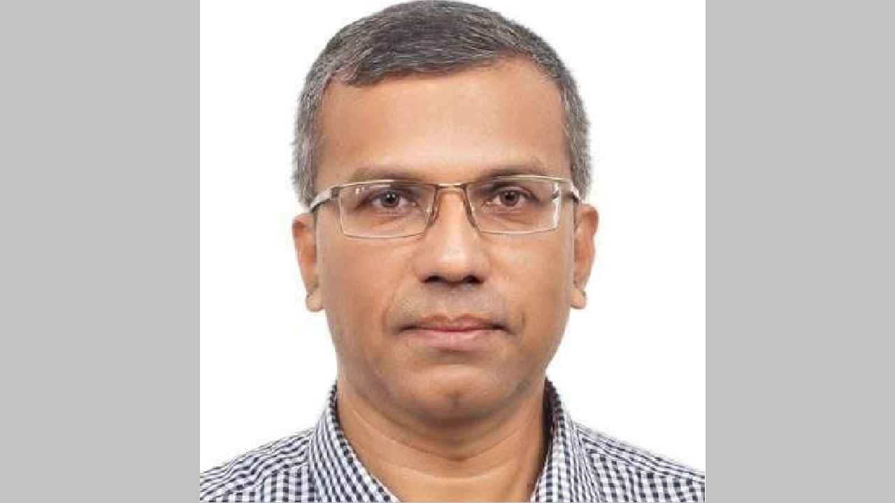 বাংলাদেশ ব্যাংকের নতুন গভর্নর কে এই মোস্তাকুর রহমান?