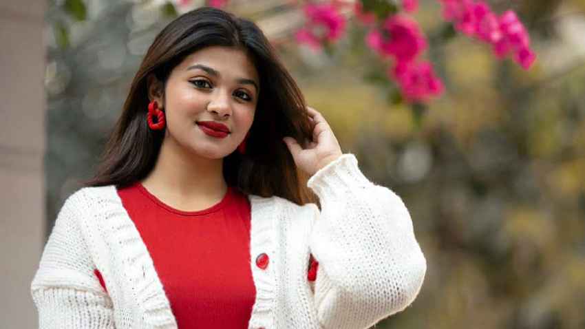 ধর্মে স্বস্তি খুঁজে পেয়েছেন অভিনেত্রী, ছাড়লেন অভিনয়