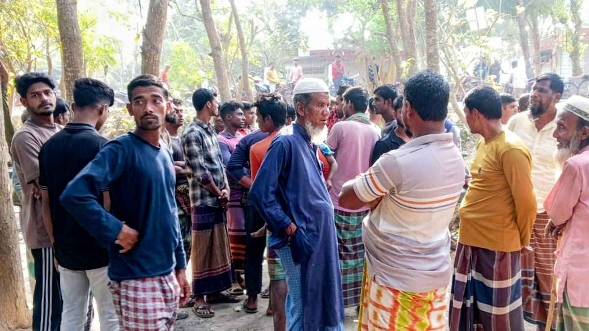 চুয়াডাঙ্গার সড়ক দুর্ঘটনায় তৃতীয় শ্রেণির ছাত্রের মর্মান্তিক মৃত্যু