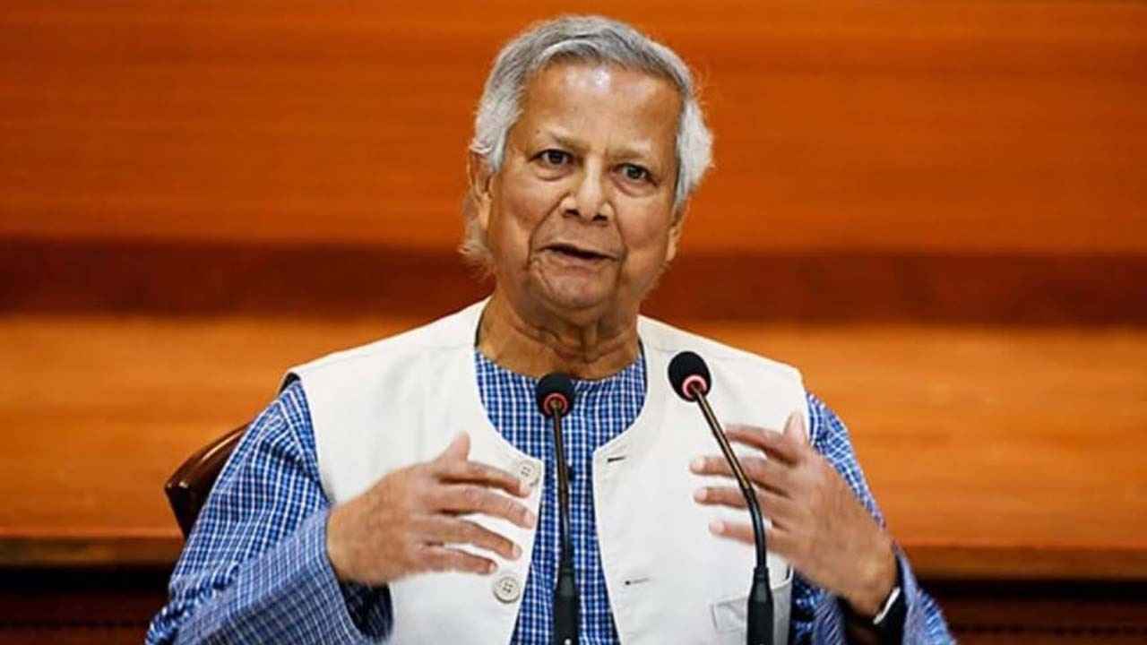 প্রযুক্তির মাধ্যমে সেবা পৌঁছে যাবে নাগরিকের কাছে: প্রধান উপদেষ্টা