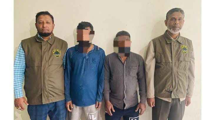 ট্রাফিক পুলিশের উপর হামলাকারী দুজন গ্রেফতার