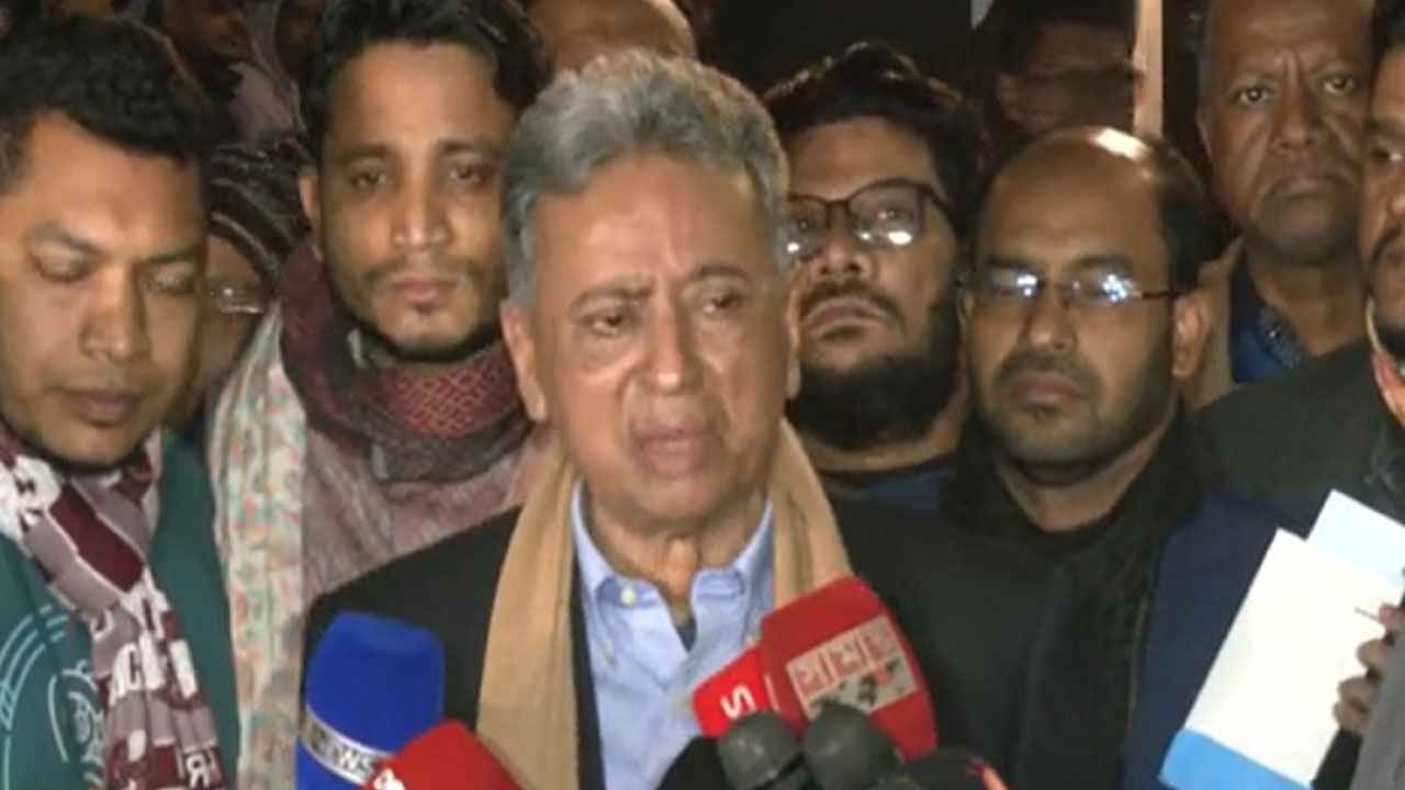 ‘ব্যবসায়-বাণিজ্য-বিনিয়োগে যে পর্বতসম সমস্যা, তা শুনেছেন তারেক রহমান’