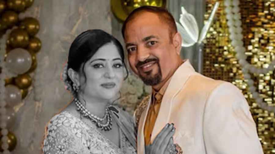 স্ত্রী এবং ৩ আত্মীয়কে গুলি করে হত্যা ভারতী যুবকের