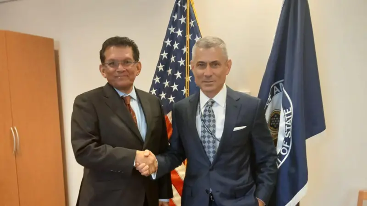 গাজার জন্য ট্রাম্প প্রস্তাবিত বাহিনীতে থাকতে চায় বাংলাদেশ