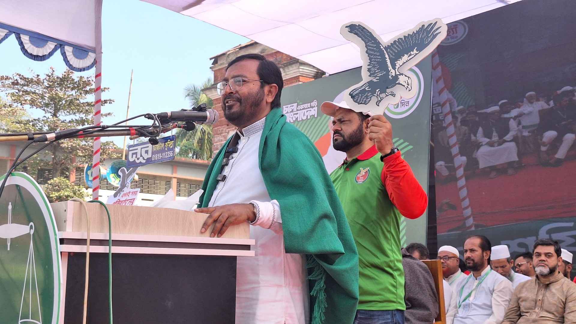 ফ্যামিলি কার্ড নয়, চাঁদাবাজি থেকে বাঁচার কার্ড চাই: মজিবুর রহমান মঞ্জু