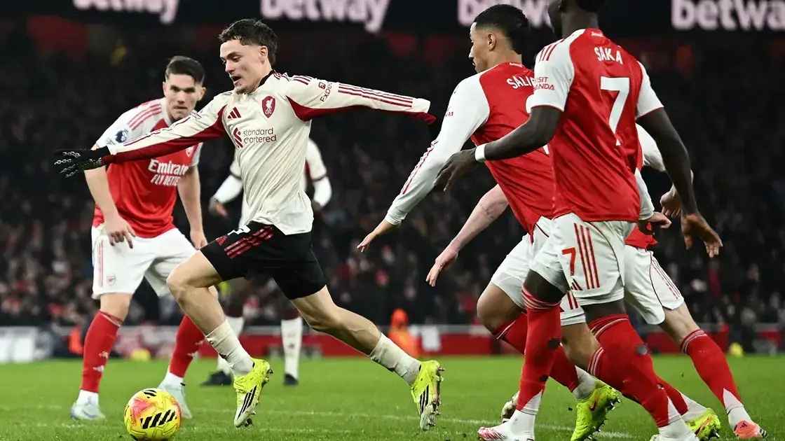 লিভারপুলের বিপক্ষে এবারও জয়হীন আর্সেনাল