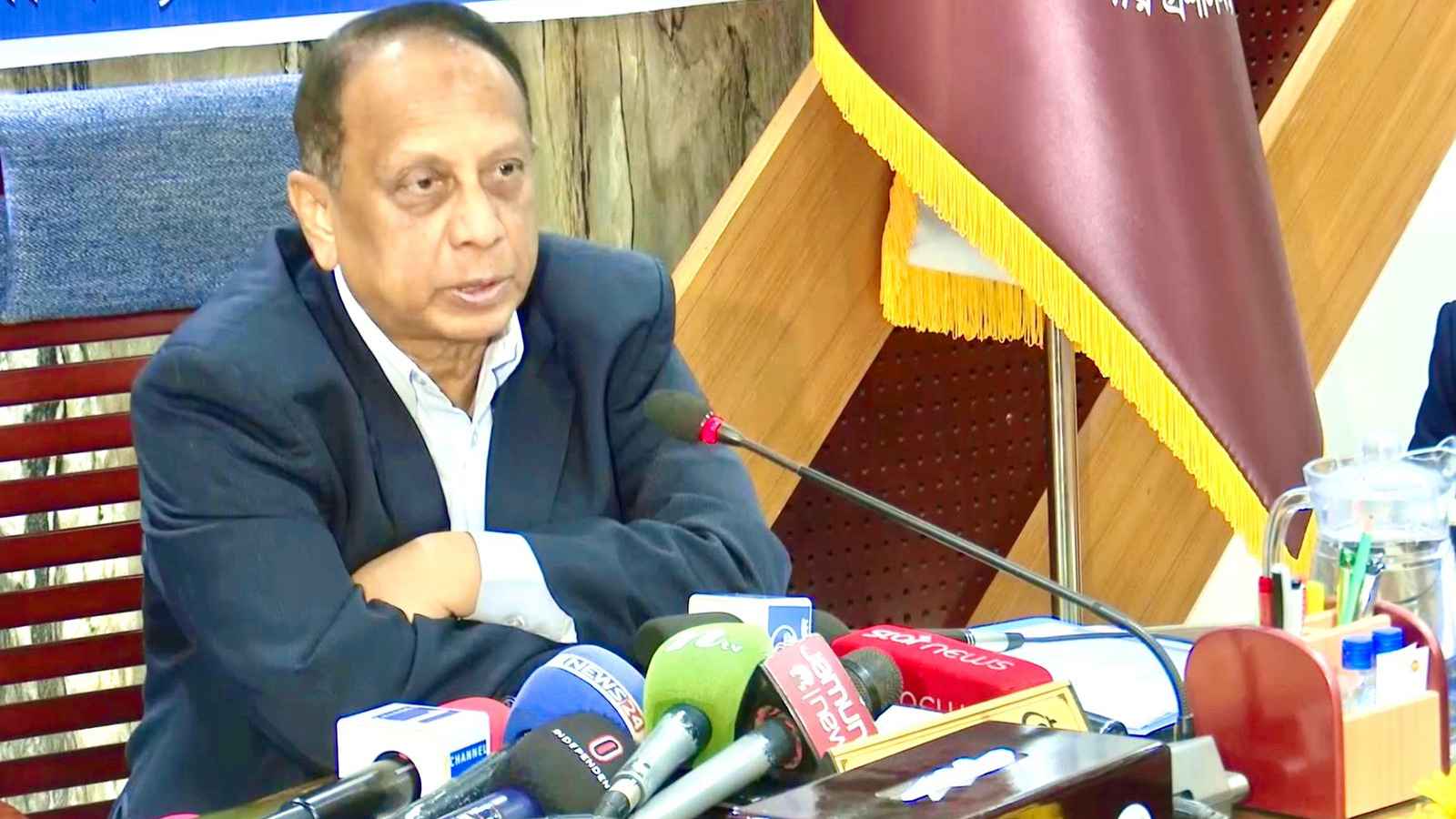 ‘প্রশাসনের পক্ষ থেকে ভোটারদের গণভোটে অংশগ্রহণে উদ্বুদ্ধ করা হবে’