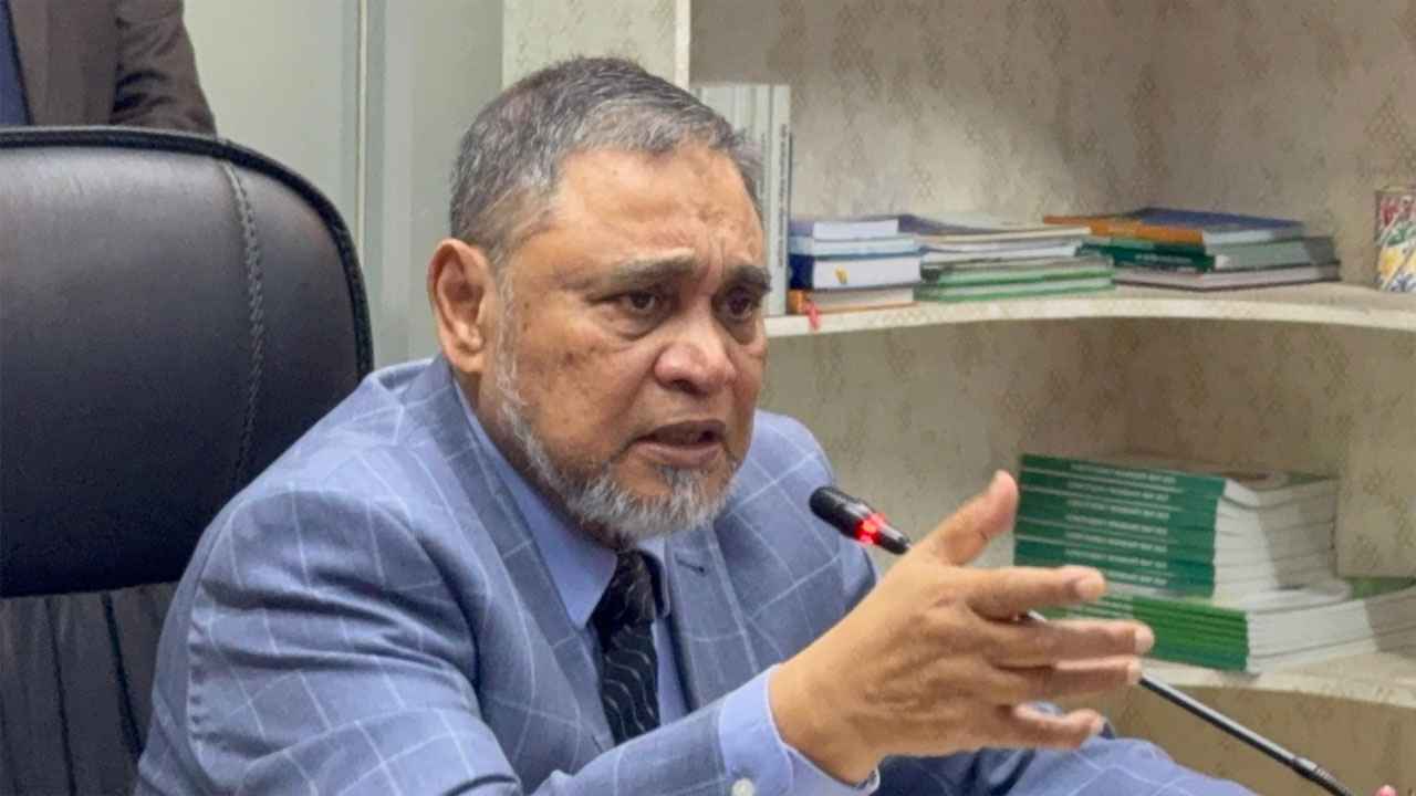 অনলাইনে সাংবাদিক কার্ড প্রক্রিয়া সহজ করা হবে: সিইসি