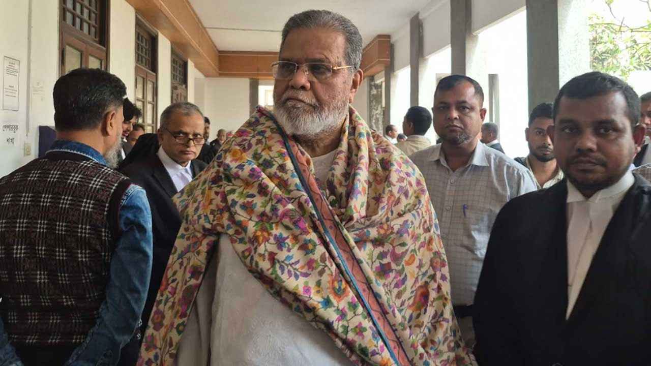 প্রার্থিতা ফিরে পেতে শেষ ভরসা আপিলে যাচ্ছেন মঞ্জুরুল আহসান মুন্সী