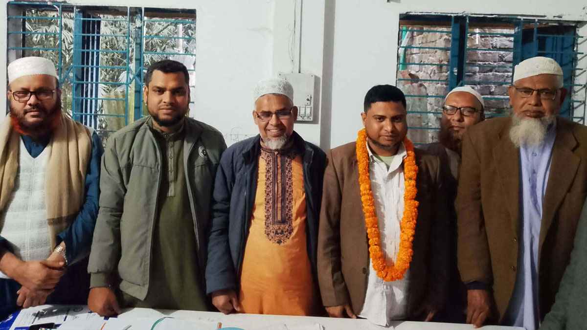 জামালপুরে এবি পার্টি ছেড়ে জামায়াতে যোগ দিলেন এমপি প্রার্থী লিপসন