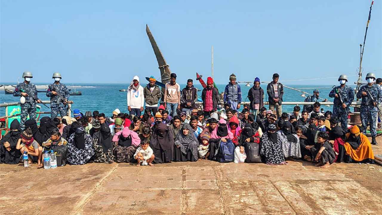 চট্টগ্রামে আলোচিতদের মনোনয়ন বাতিল নিয়ে তুমুল আলোচনা