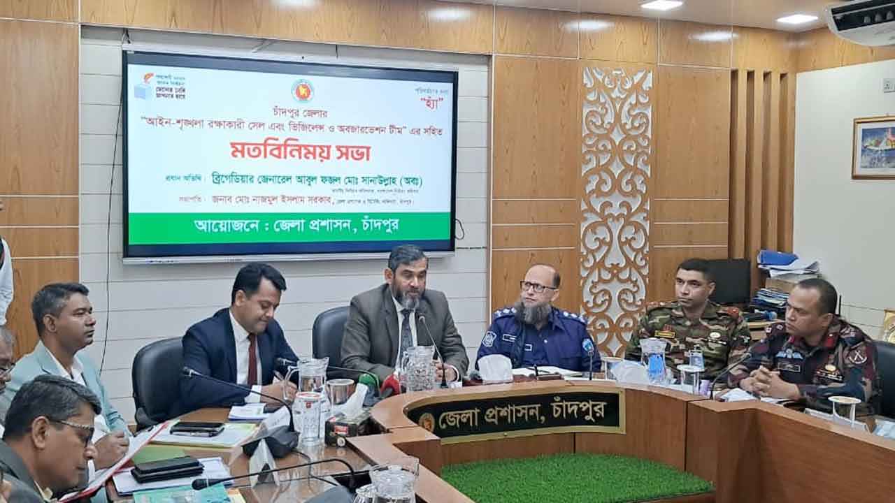 ভোট কেন্দ্রে কেউ বিশৃঙ্খলা করতে পারবে না: ইসি