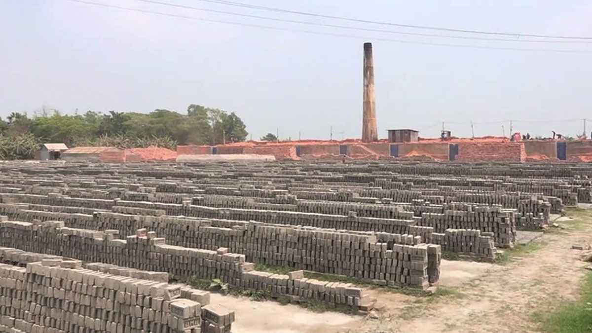 মাগুরায় ইটভাটায় ইটের স্তূপ ধসে শ্রমিকের মৃত্যু