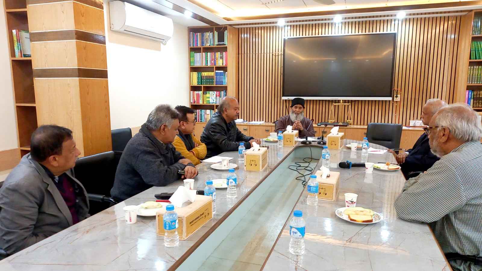 ‘মালিক পক্ষ শ্রমিক সমাজের প্রতি ন্যায় বিচার করলে বৈষম্য থাকবে না’