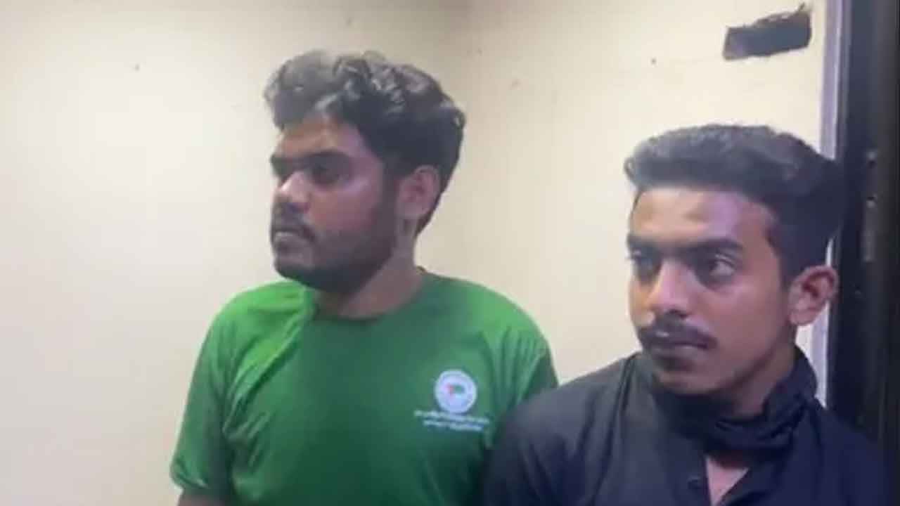 জামায়াত প্রার্থীর সমাবেশ থেকে অস্ত্রসহ আটক ২, জামায়াতের উদ্বেগ