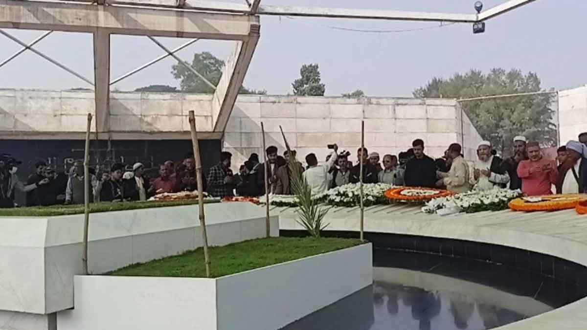 সীমিত প্রবেশের মধ্যে চলছে খালেদা জিয়ার কবর জিয়ারত