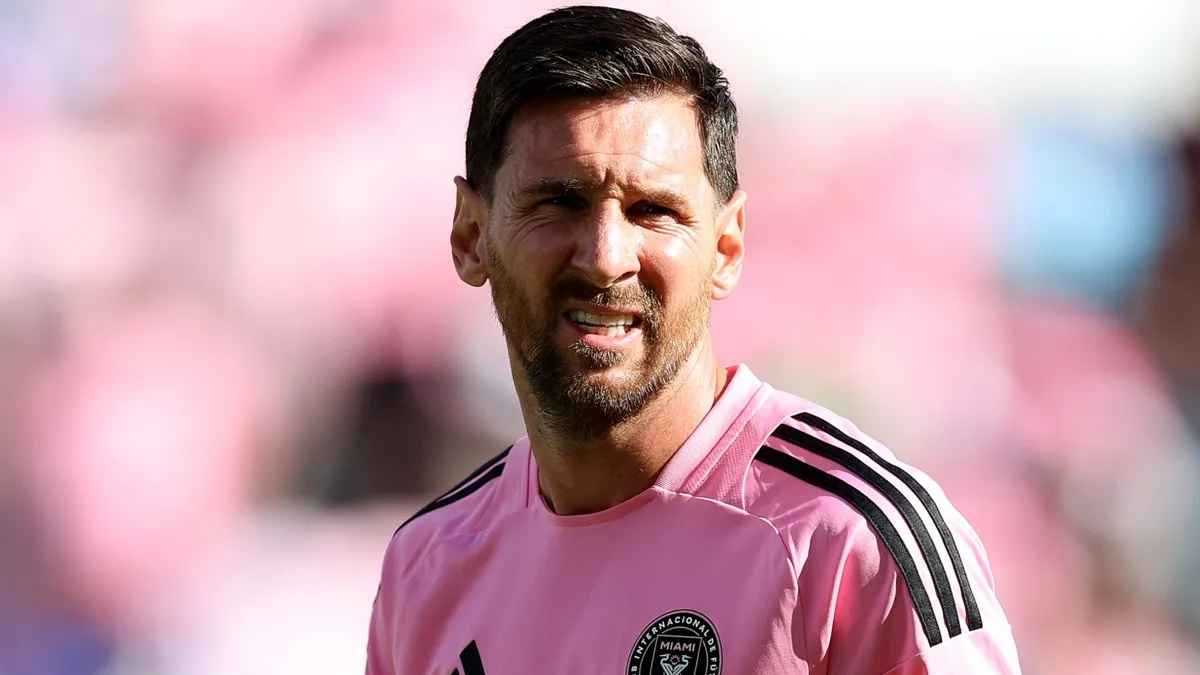 ‘নির্বাচনে জিতলে প্রথমে ফোন করব মেসিকে’