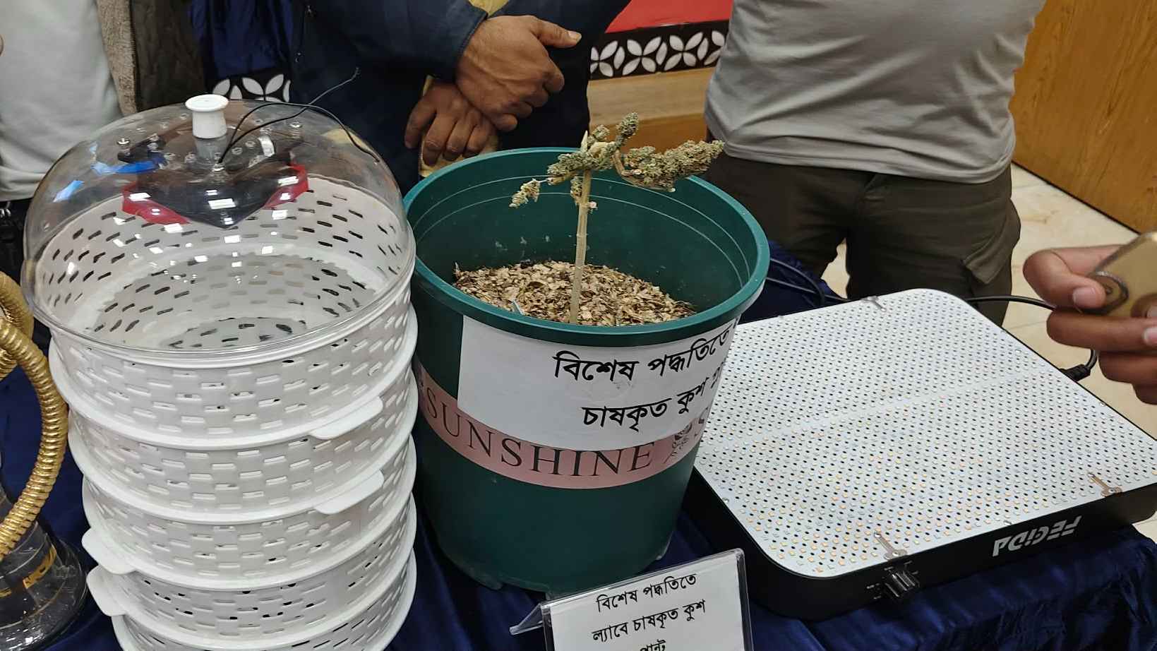 বসুন্ধরায় ভেজাল মদের কারখানা, ওয়ারীতে আধুনিক ‘কুশ’ ল্যাবের সন্ধান